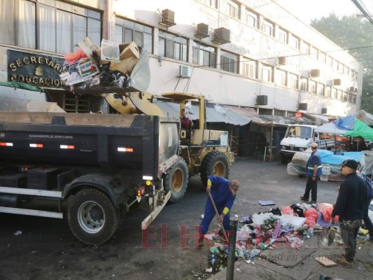 ¡Seamos más limpios! Capitalinos reciben el 2020 con la ciudad inundada de basura