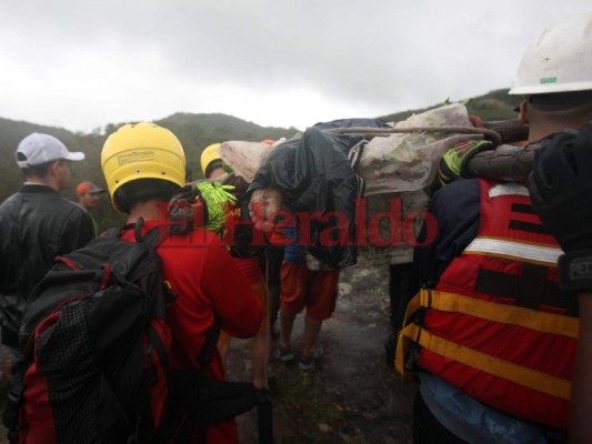 Las dramáticas imágenes del rescate de la primera víctima de las lluvias en Honduras