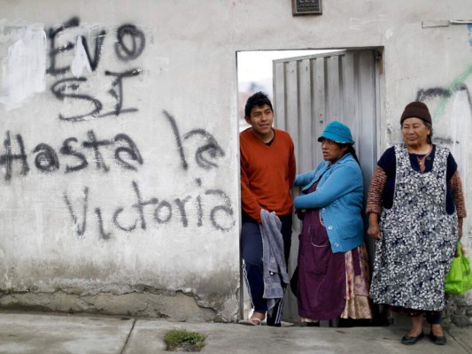 No cesan protestas en Bolivia tras cuestionada autoproclamación de Añez