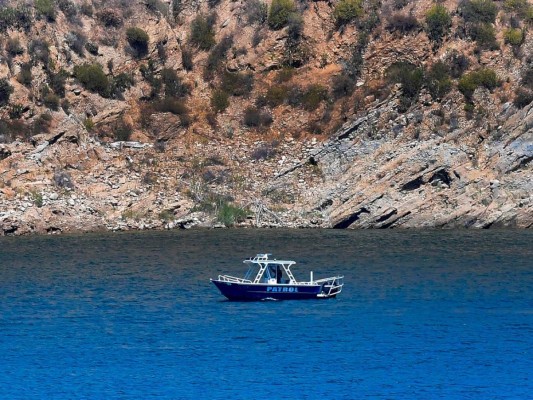 Con buzos, helicópteros, lanchas y perros buscan a la actriz Naya Rivera