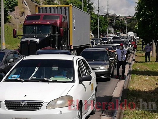 Colapsada la capital durante protesta de transportistas este lunes