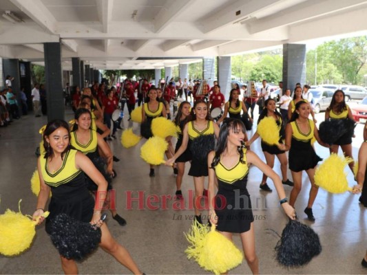 FOTOS: Dinámicas pomponeras del Central están listas para impresionar