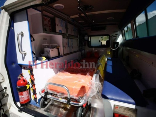 Así lucen las nuevas ambulancias para el traslado de pacientes con covid-19