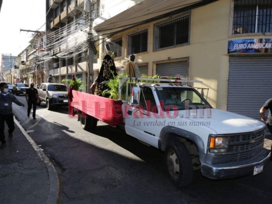 Con plegarias de sanidad y fervor cristiano: Así se desarrolló el vía crucis este Viernes Santo