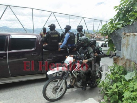 Confrontación y escándalo: así fue la captura de supuestos pandilleros en la Villa Franca (FOTOS)