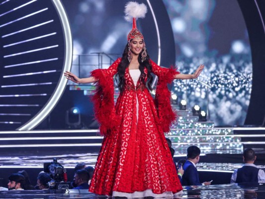 Los espectaculares trajes típicos en Miss Universo 2021