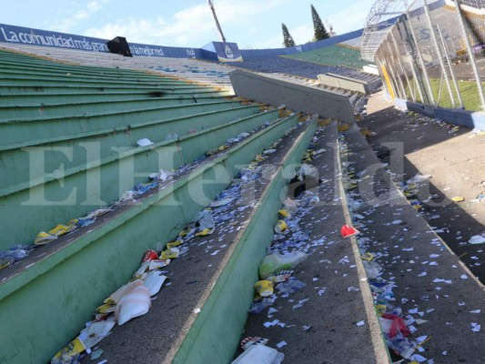 Las huellas de la mortal estampida en el estadio Nacional de Tegucigalpa