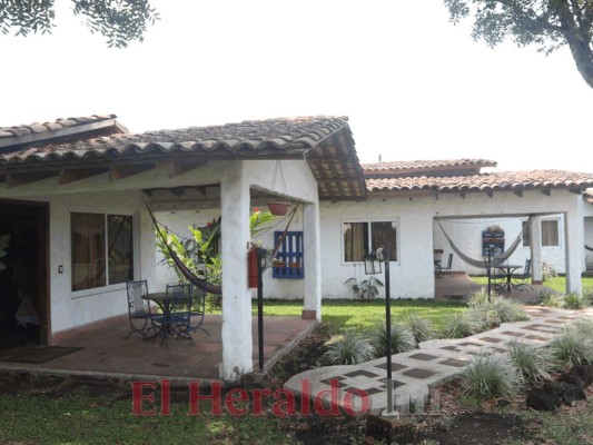 Un recorrido por los domos de Agualpa y los senderos de Panacam en el Lago de Yojoa (FOTOS)