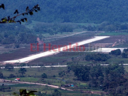 Fotos: Aeródromo de Río Amarillo, Copán, la pista que tiene todo excepto vuelos