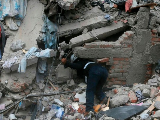 Las imágenes más impactantes del terremoto de 7.1 que golpeó a México