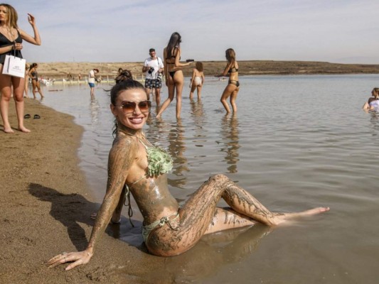 Miss Universo: Concursantes deslumbran en traje de baño en el Mar Muerto (FOTOS)