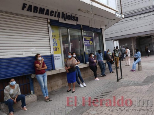 15 fotos que muestran el impacto de la pandemia en la capital tras cuatro meses de lucha