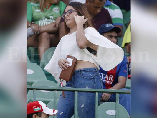 Hermosas chicas engalanan la jornada dos de la Liga Cinco Estrellas de Honduras