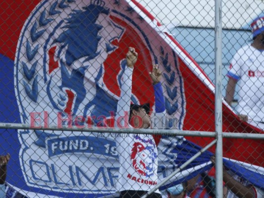 Ambiente en el estadio Morazán durante el encuentro entre Olimpia y Real España (FOTOS)