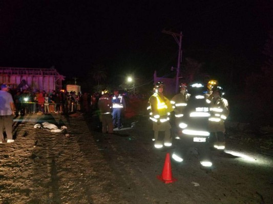 Las imágenes del fatal accidente que dejó al menos 8 muertos en Las Mercedes, Comayagua