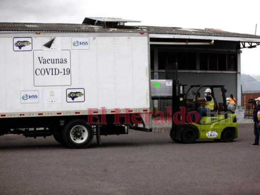 Así fue la llegada a Tegucigalpa de más vacunas anticovid adquiridas por el IHSS (Fotos)