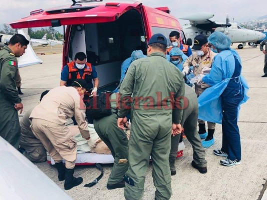 Fuertes medidas de seguridad durante traslado de bomberos quemados; serán atendidos en México