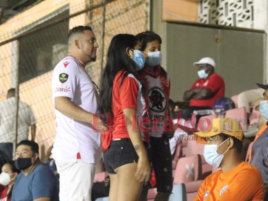 Así fue el regreso del público a los estadios de fútbol en Honduras (Fotos)