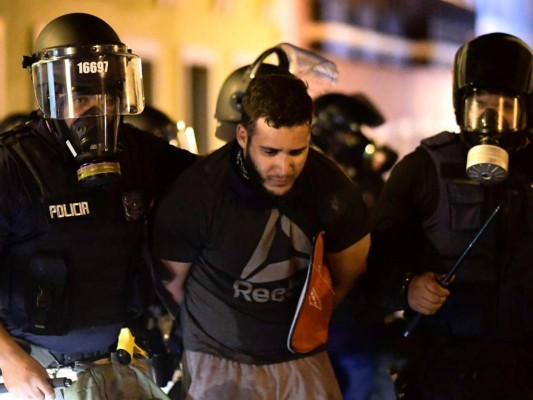 FOTOS: Lo que debes saber sobre las protestas en Puerto Rico, la isla caribeña de EEUU