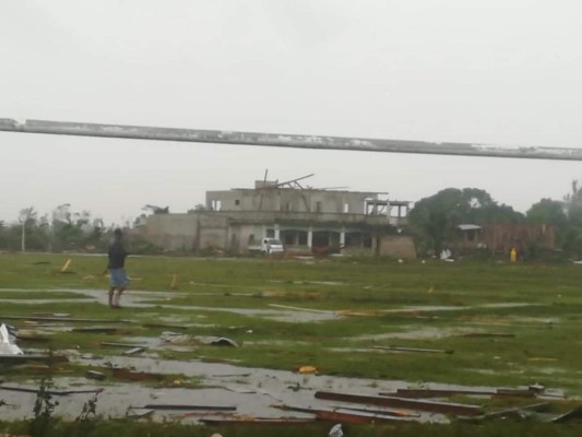 FOTOS: Huracán Iota ya deja severos daños en La Mosquitia