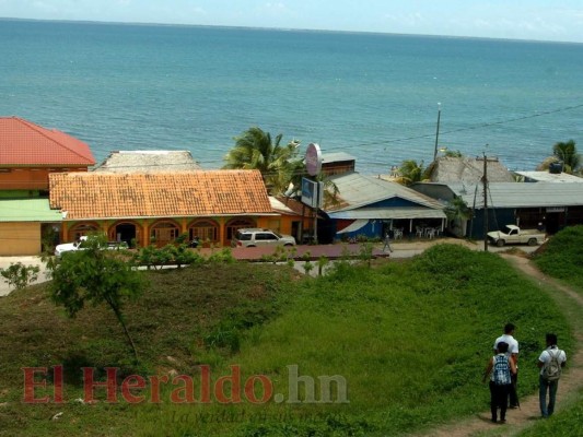 Los paisajes que te invitan a viajar esta Semana Santa a la costa norte de Honduras