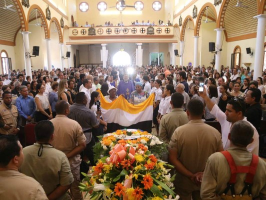 Así fue la despedida de Guillermo Anderson en La Ceiba