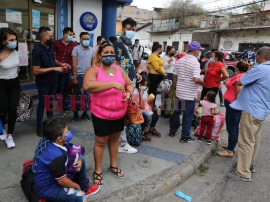 Entre restricciones y operativos, capitalinos viajan durante Semana Santa