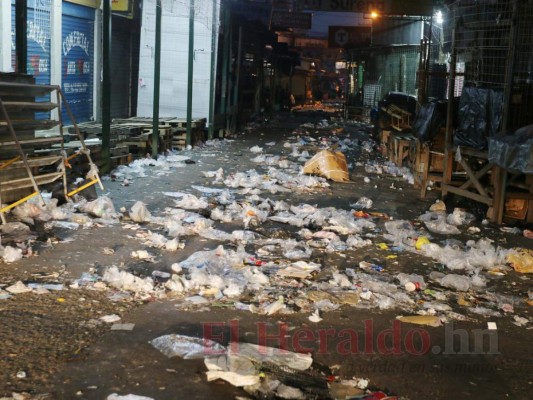 ¡Seamos más limpios! Capitalinos reciben el 2020 con la ciudad inundada de basura