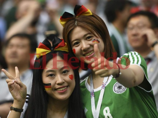 El ambientazo que viven los aficionados en el encuentro entre Alemania vs México