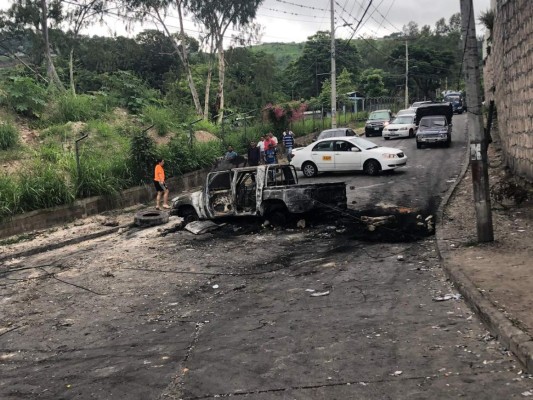 FOTOS: Así amanecieron las calles de la capital hondureña tras intensa noche de protestas