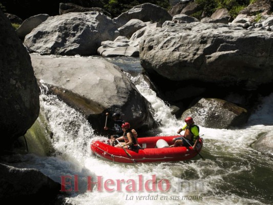 FOTOS: El rafting, una aventura sensacional para disfrutar en el río Cangrejal  