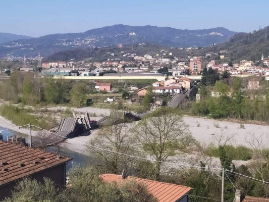 Las fotos que dejó el derrumbe de un puente en Italia