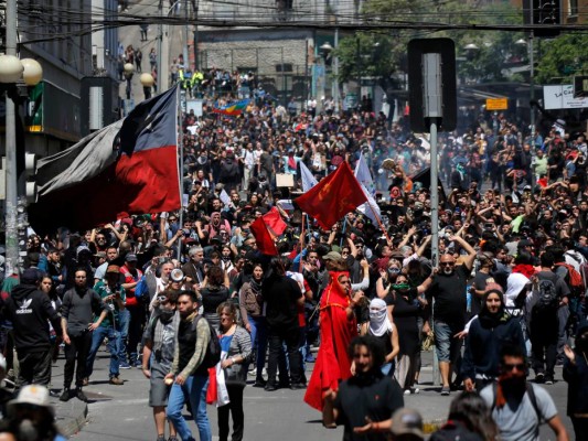 Las fotos más impactantes de las violentas protestas en Chile