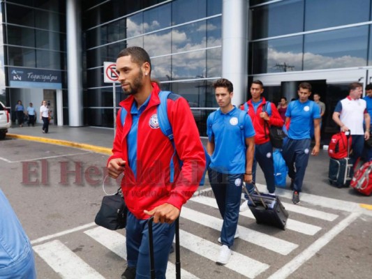 FOTOS: Tranquilos y confiando en el triunfo, así llegaron los puertorriqueños