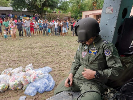 Soldados asisten evacuaciones en sectores de Gracias a Dios por huracán Iota (FOTOS)