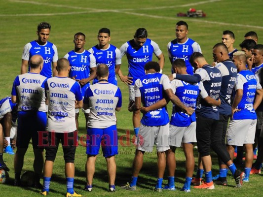 Risas, emoción y nuevas caras: Así fue el segundo entreno de Honduras