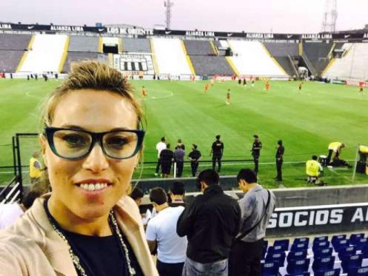 Las hermosas hijas de los entrenadores de fútbol que roban suspiros en redes sociales