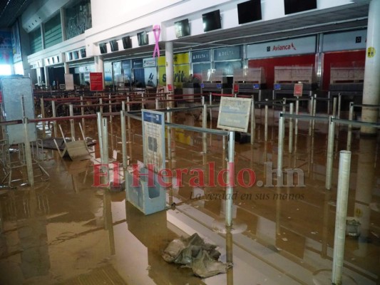 FOTOS: Así avanza la limpieza del aeropuerto de San Pedro Sula