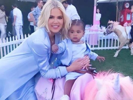 Khloé Kardashian y Tristan Thompson se reencuentran en cumpleaños de su hija True