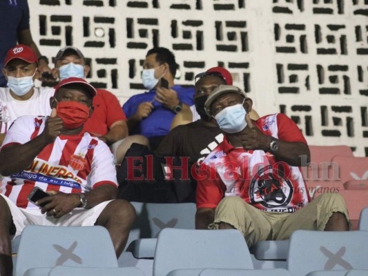 Así fue el regreso del público a los estadios de fútbol en Honduras (Fotos)