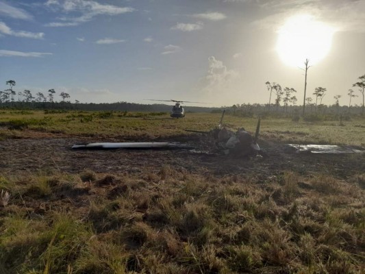 Completamente destruida hallan narcoavioneta detectada en Tabacunta, Gracias a Dios (FOTOS)