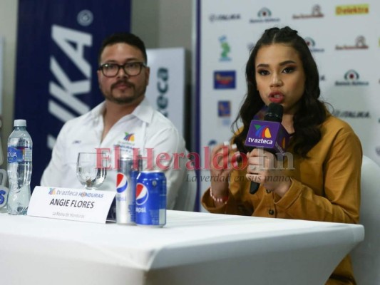 FOTOS: Así fue el cariño que recibió Angie Flores de sus fanáticos