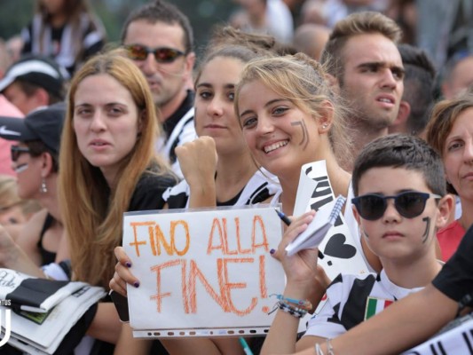 Locura en el debut de Cristiano Ronaldo con la Juventus de Italia