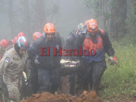 FOTOS: Así fue el rescate de los restos de Hilda Hernández y las otras 5 víctimas