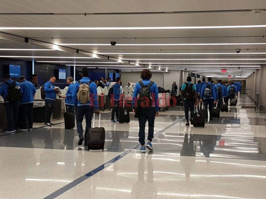 FOTOS: La Selección de Honduras va en camino y llegará la tarde de este domingo a Australia