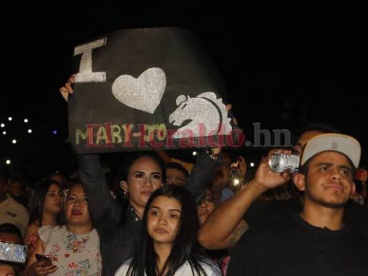 FOTOS: Bronco puso a bailar y a cantar a sus fans en Choluteca