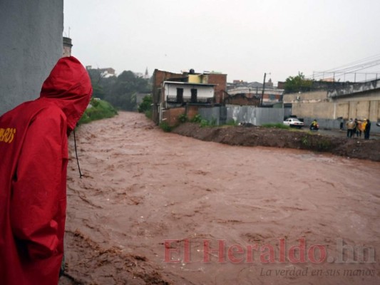 Centroamérica devastada al solo ingresar la tormenta Iota a la región (FOTOS) 