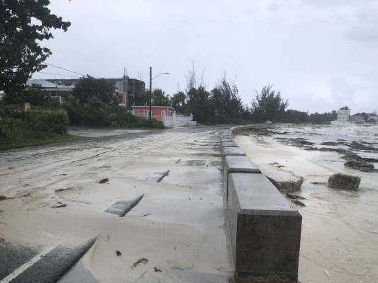 FOTOS: Dorian golpea las Bahamas como un huracán catastrófico