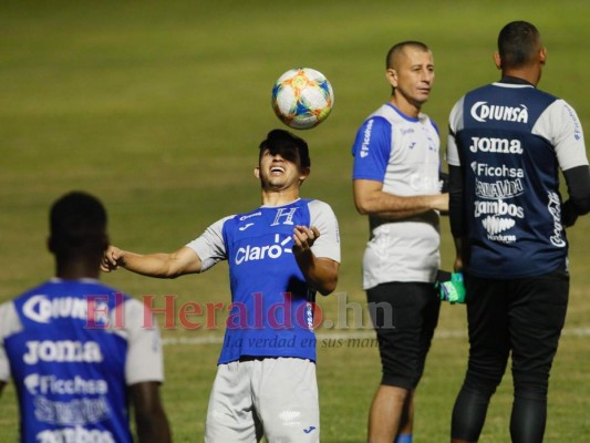 Risas, emoción y nuevas caras: Así fue el segundo entreno de Honduras