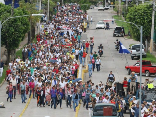 Así se desarrollaron las protestas este lunes en la capital de Honduras